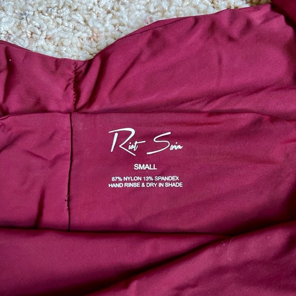 Set: Riot Swim Milli + Ivy Mini Skirt Cover Up Set in Merlot Burgundy Size Small - Picture 8 of 13